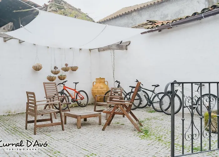 Curral D Avo & בית כפרי